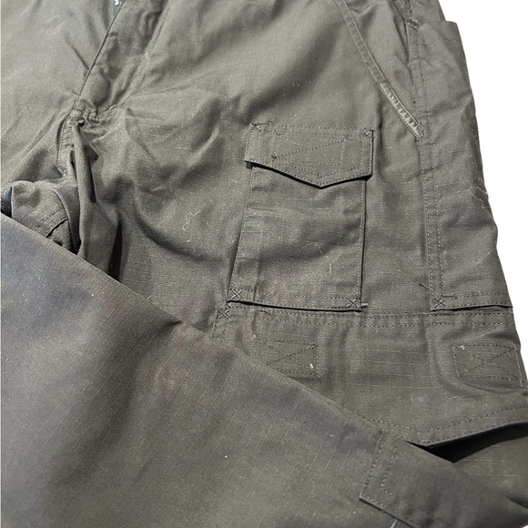Women’s Propper Tactical Cargo Pants in Black - Picture 2 of 9